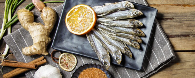 翘嘴鱼和白条的区别