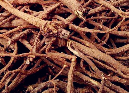 ���-����